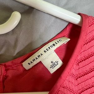Banana Republic pink lace blouse size 6 or M. Excellent like new condition